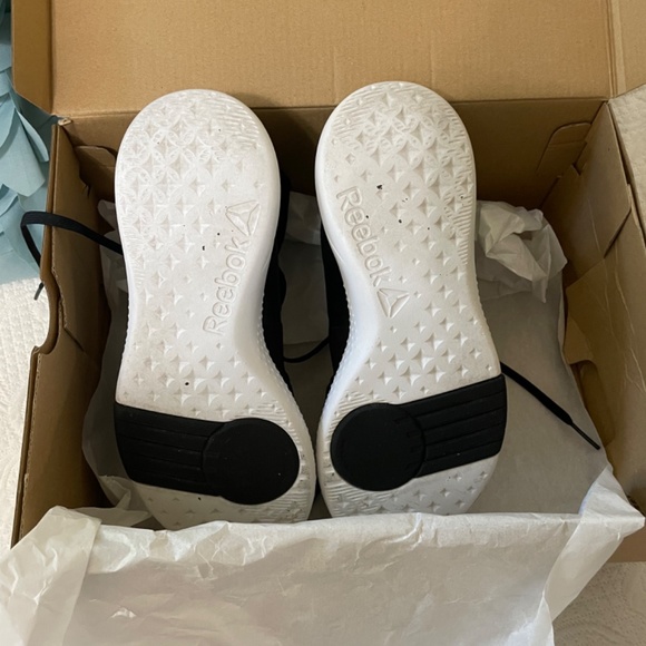 NEW Reebok Freestyle Motion Lo - Picture 2 of 4